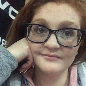 Meet your Posher, Lexy